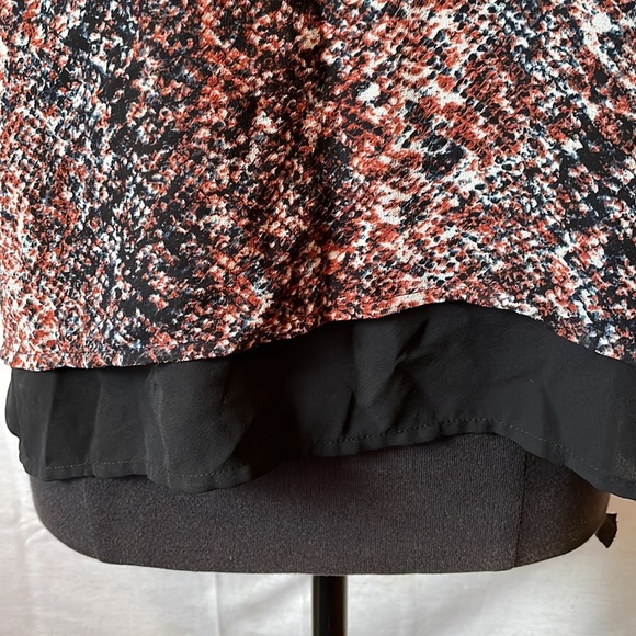 Size L Mossimo Layered Tank Top B2 - Picture 3 of 5